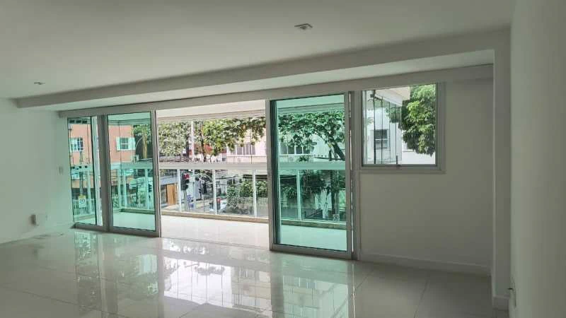 Apartamento de 198 m² com 4 suítes e varanda — photo 10