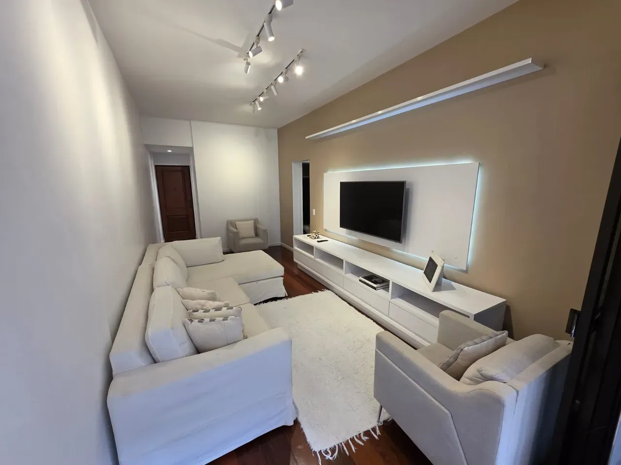Рабочее место и 2 спальни: квартира 86 м² — photo 4