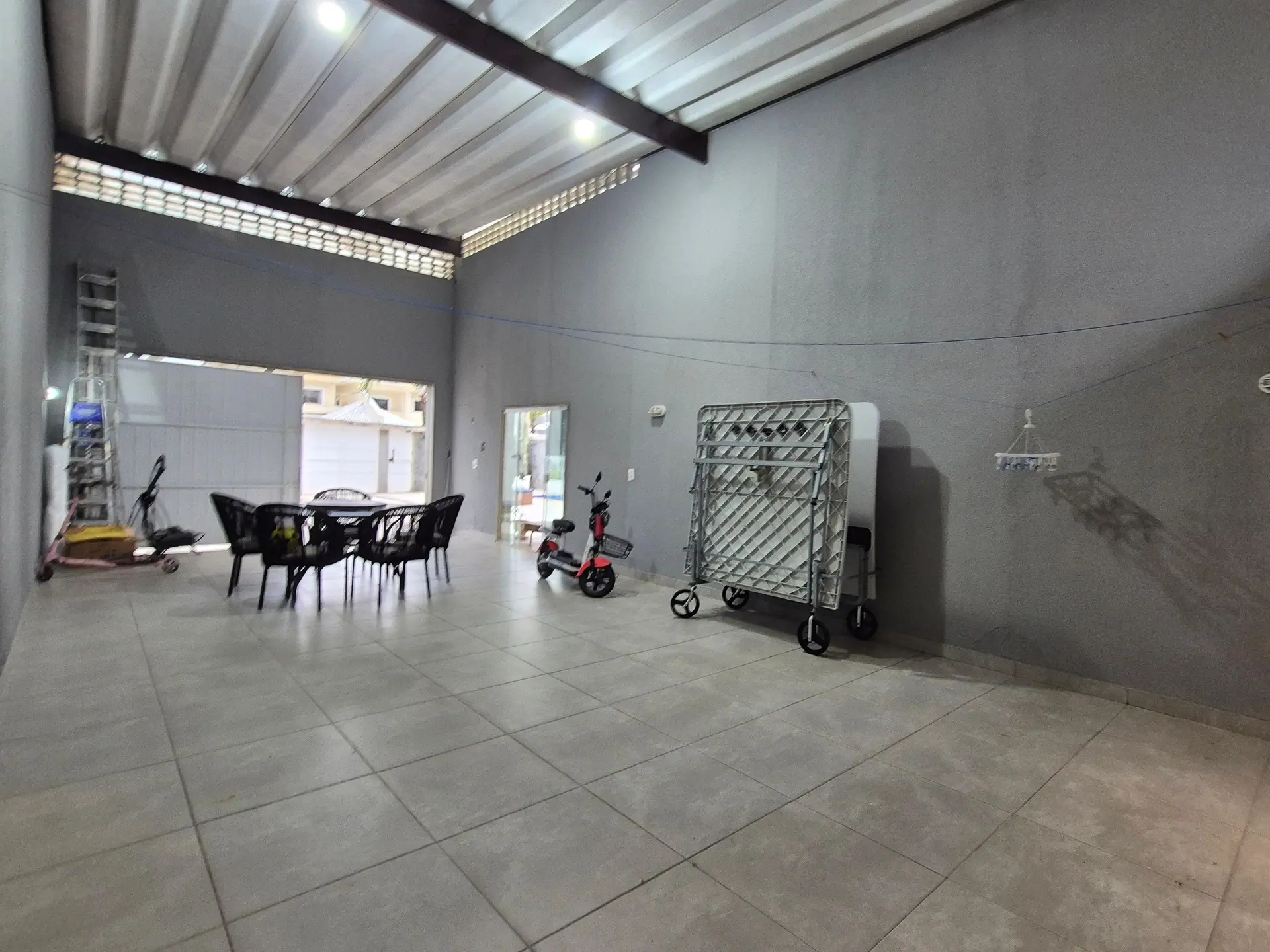 Furnished house, 400 m², with a dishwasher — photo 98