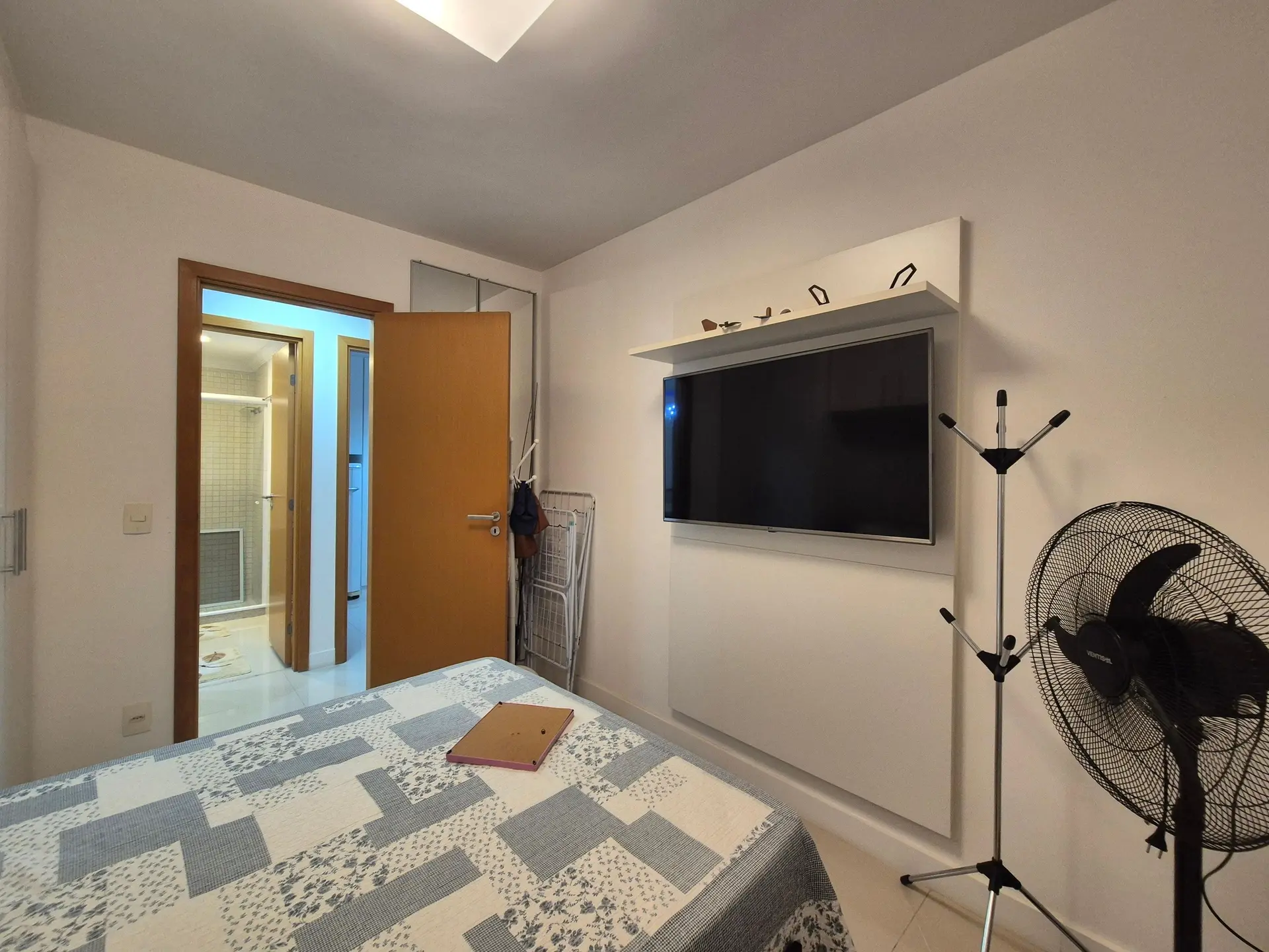 Apartamento de 76 m² com lava-louças e banheira — photo 16