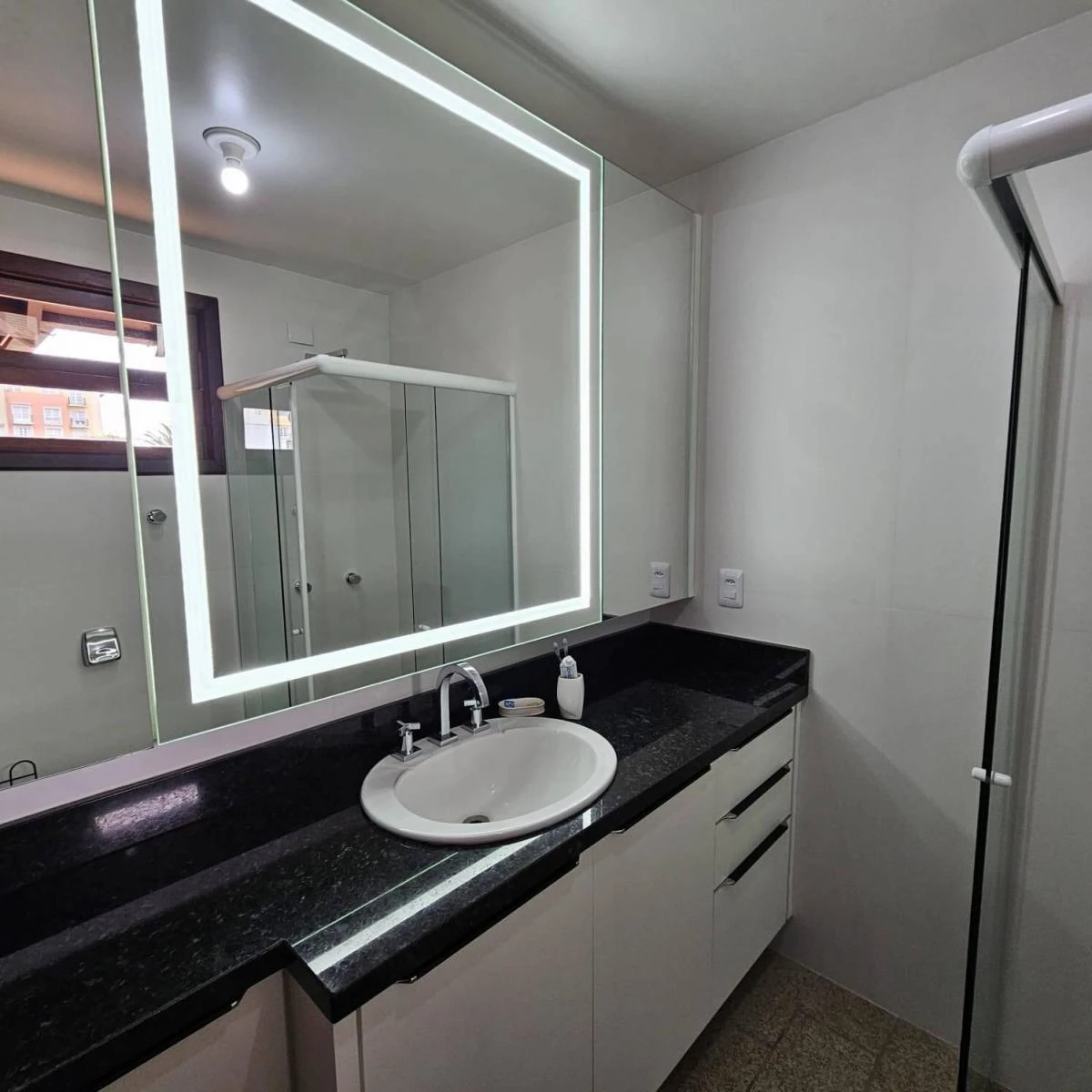 Стиральная машина и 4 спальни: дом 280 м² — photo 24