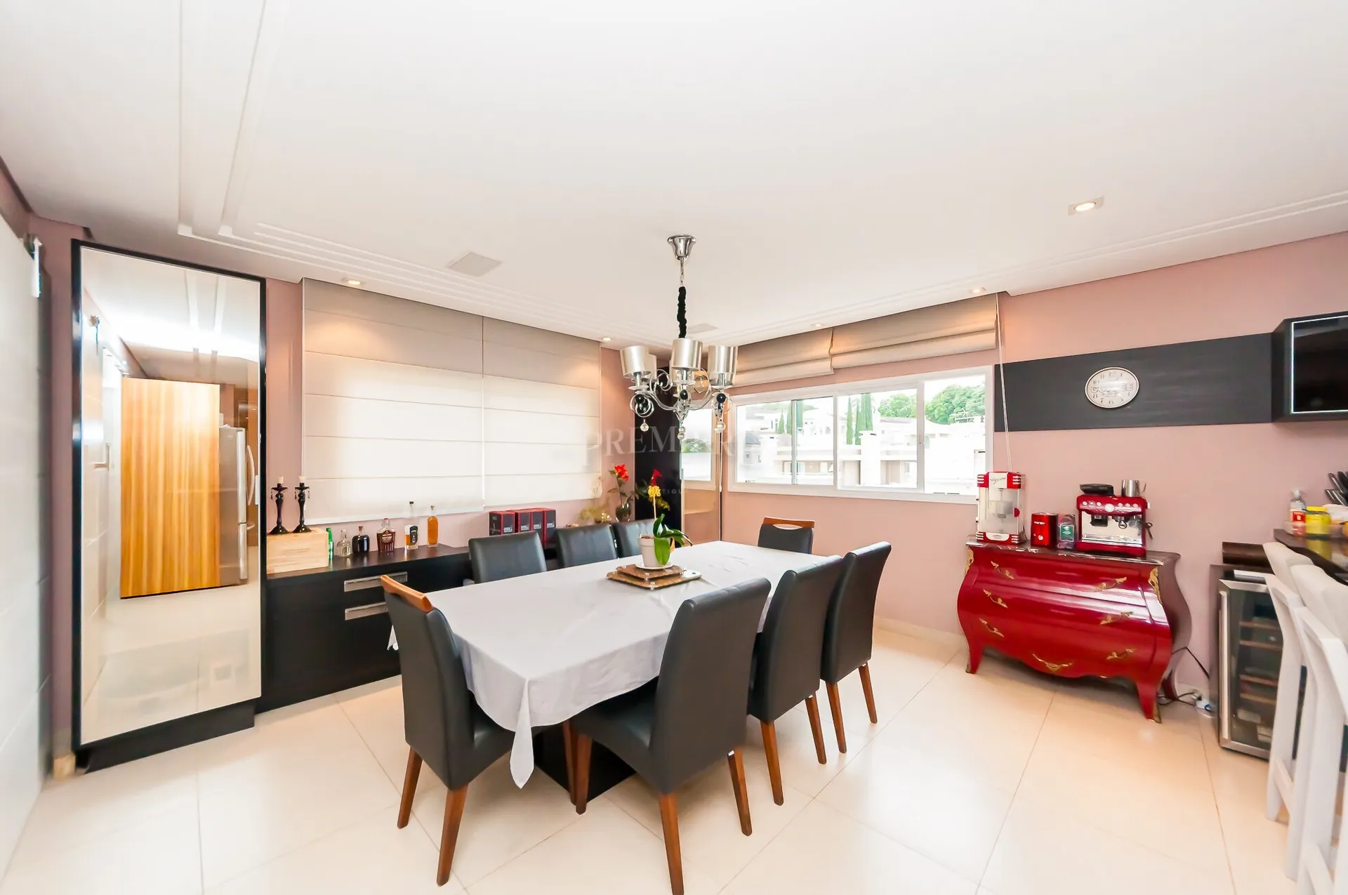 House with 3 en-suite bedrooms and 450 m² — photo 19