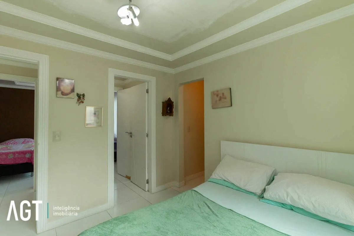 Furnished house with 4 bedrooms, 1 bathroom and 3 parking — photo 32