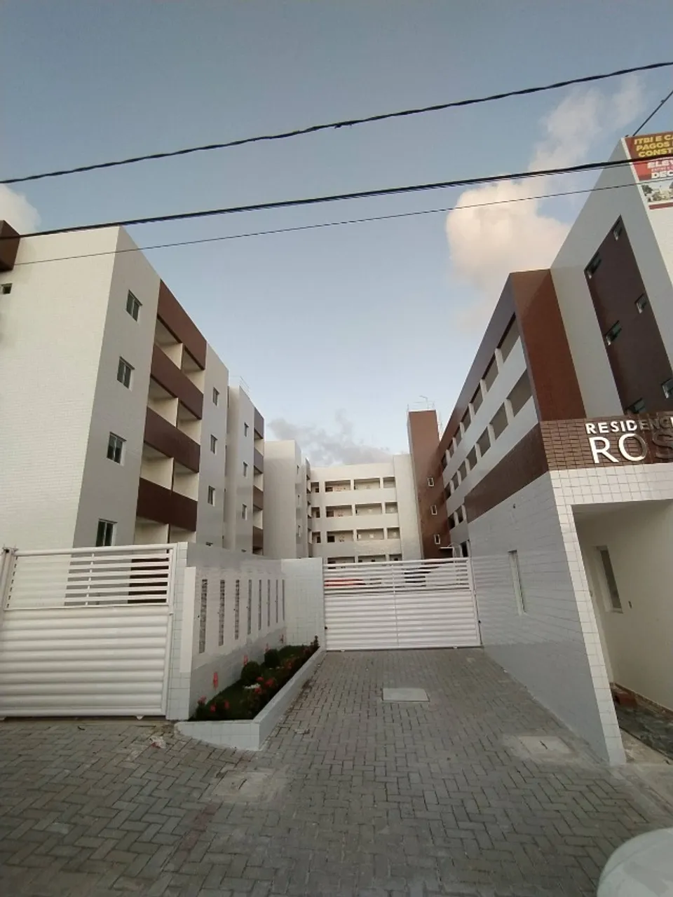 2-bedroom apartment in a building with a pool — photo 10