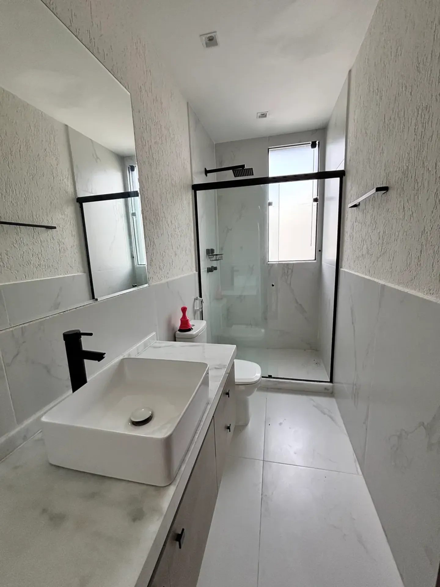 Furnished 580 m² house with 4 bedrooms and a gas kitchen — photo 24
