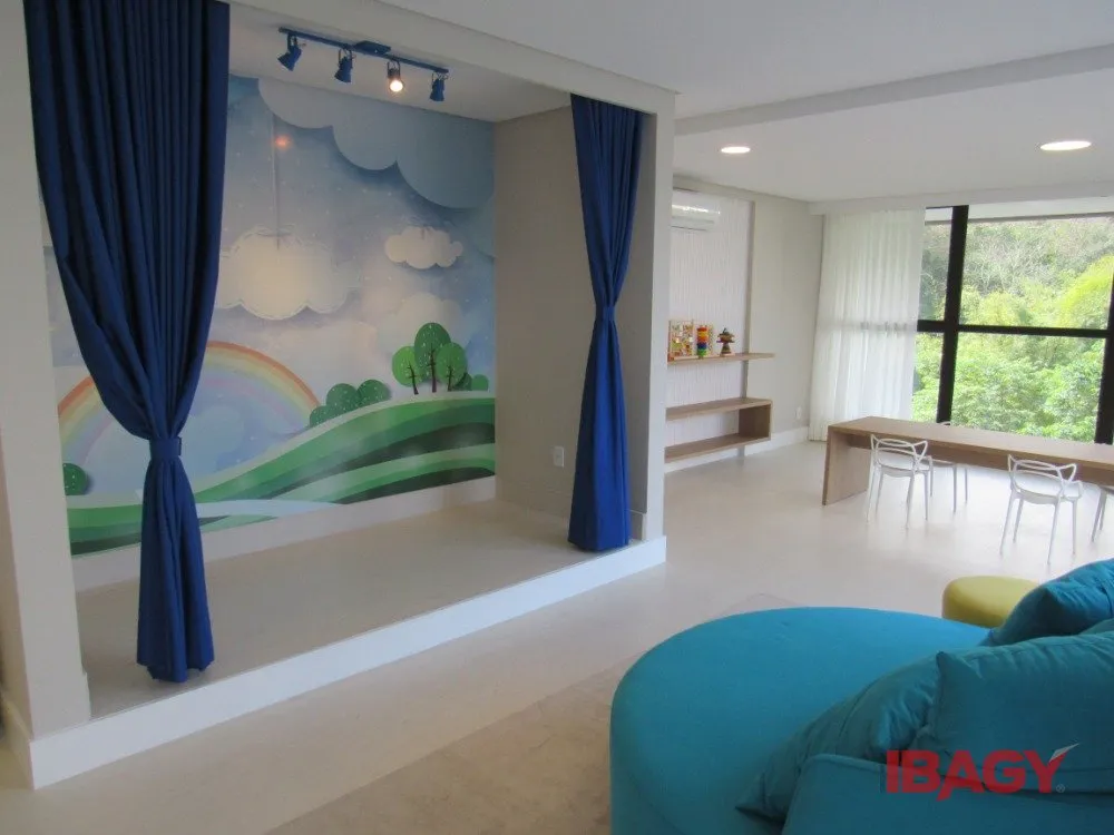 2-bedroom apartment in a building with a sauna — photo 21