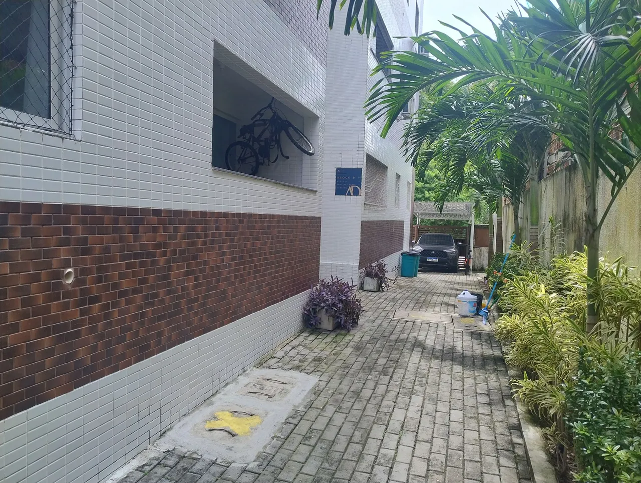 Ground-floor furnished apartment with 2 bedrooms and 2 baths — photo 16