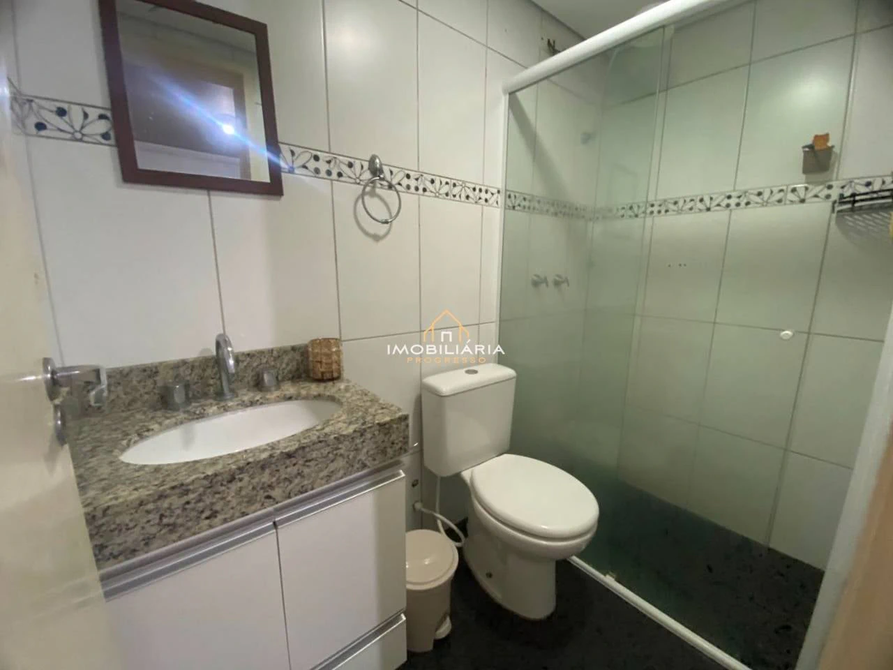 Furnished 2-bedroom apartment with 2 bathrooms — photo 4