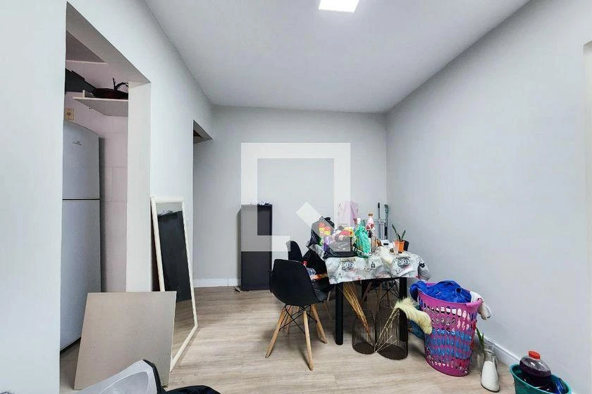 Furnished apartment, 58 m², with a glass-enclosed balcony — photo 13