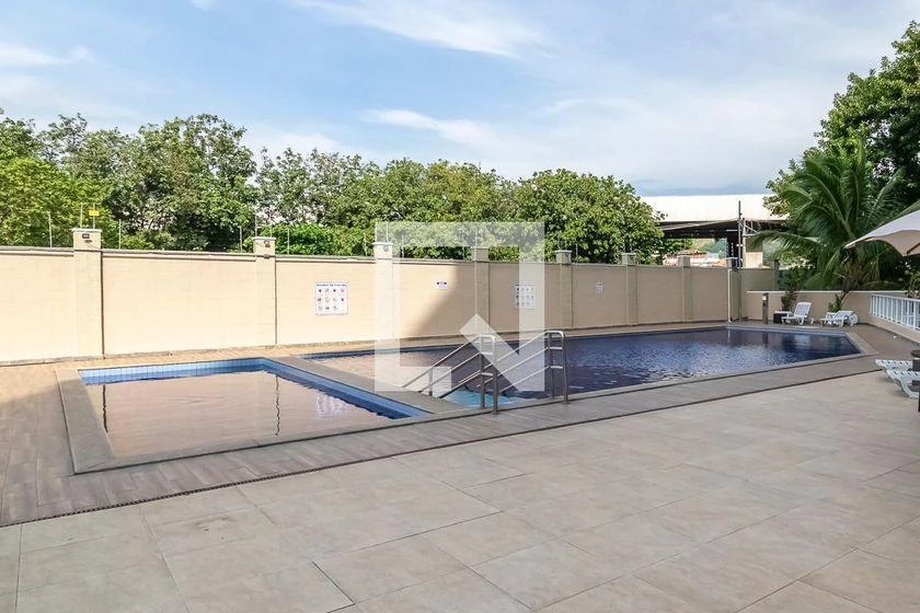 Furnished apartment, 48 m², with floor-to-ceiling windows — photo 37