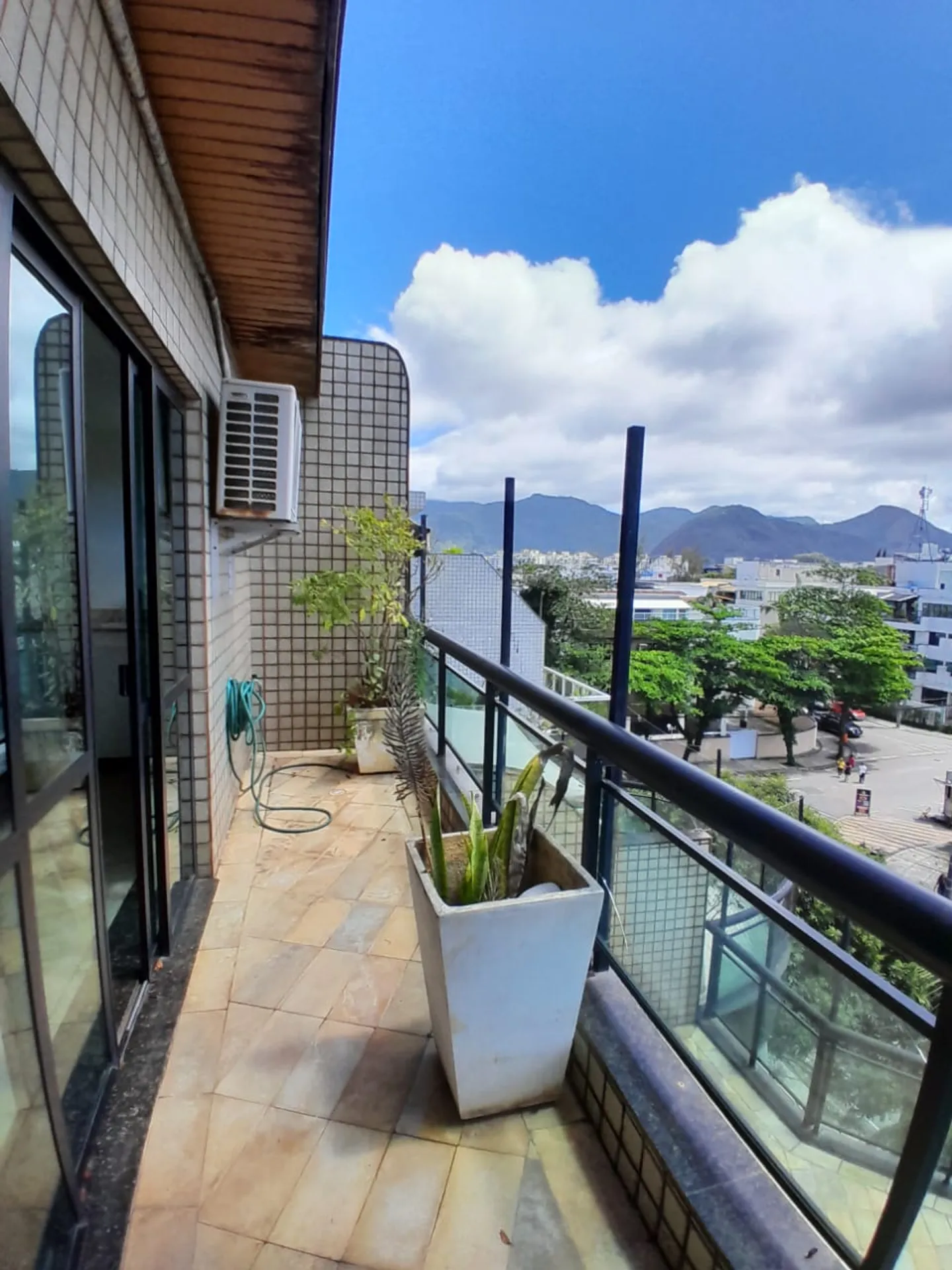 Apartamento com 3 suítes, 260 m² e 3 vagas — photo 8