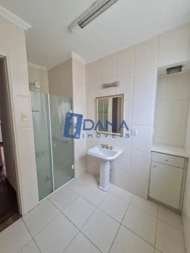 Apartamento com 3 quartos e cozinha fechada de 109 m² — photo 30