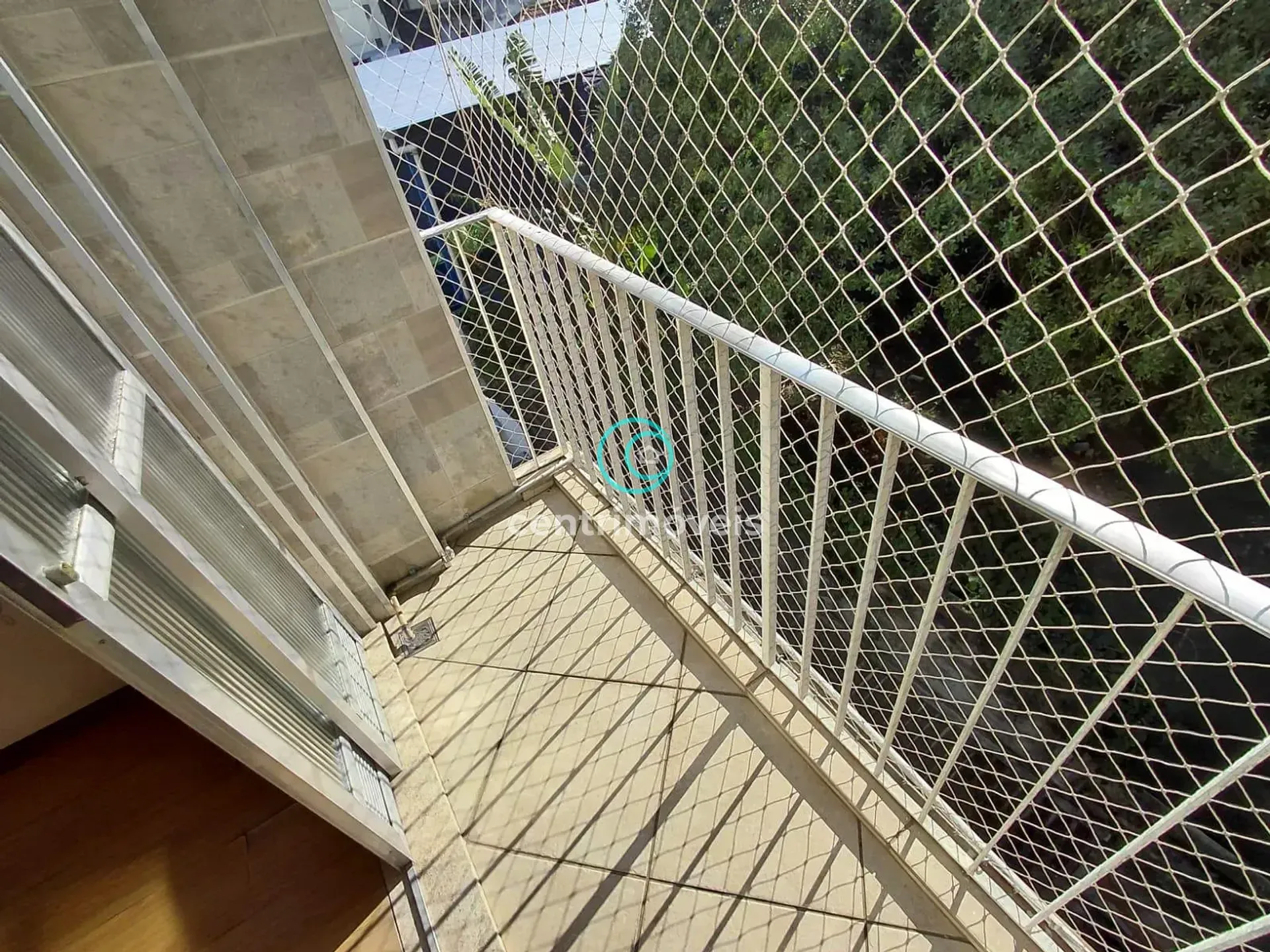 Rental apartment with 2 bedrooms, 2 baths and a balcony — photo 10