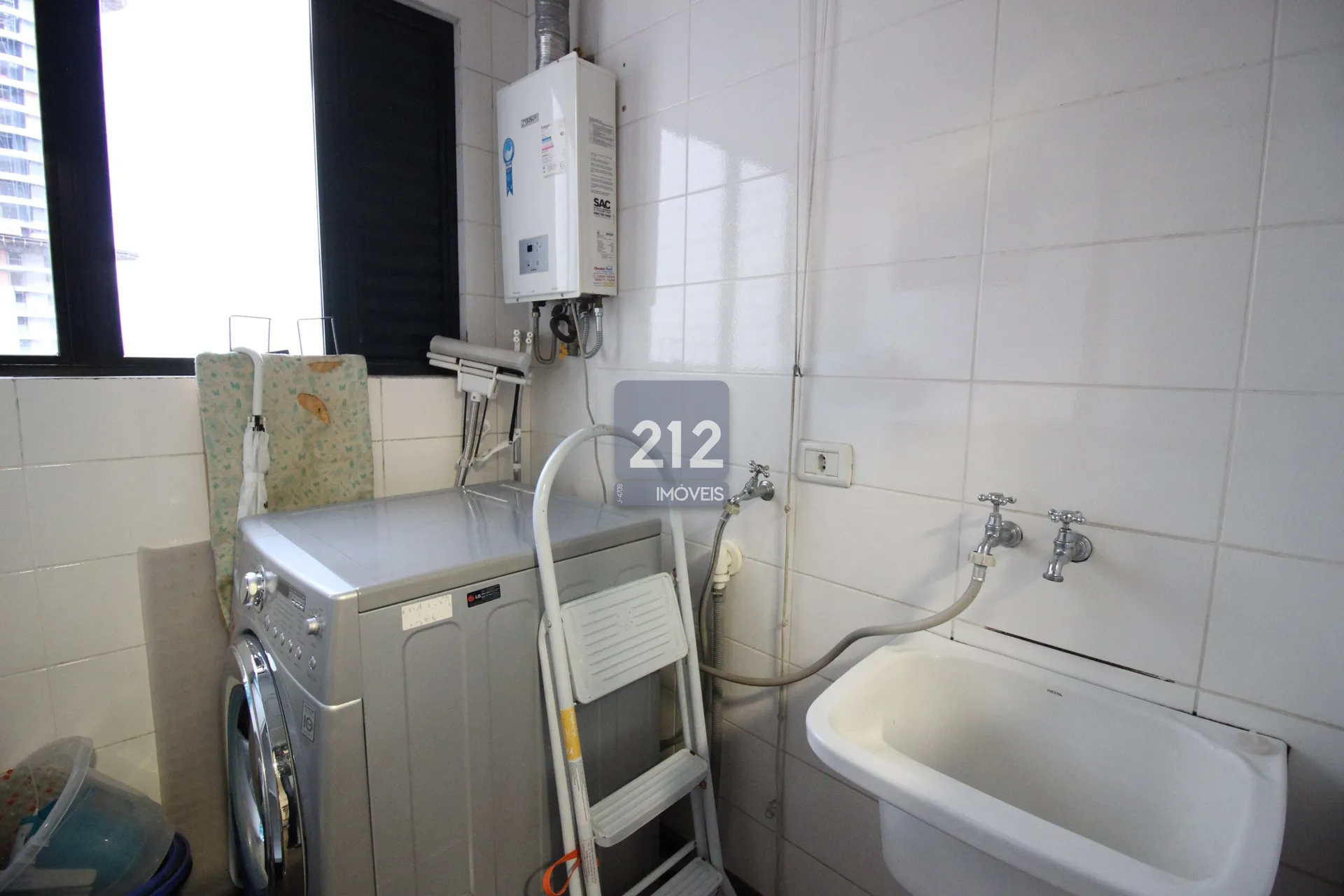 Apartamento mobiliado com 3 quartos e 2 banheiros — photo 29