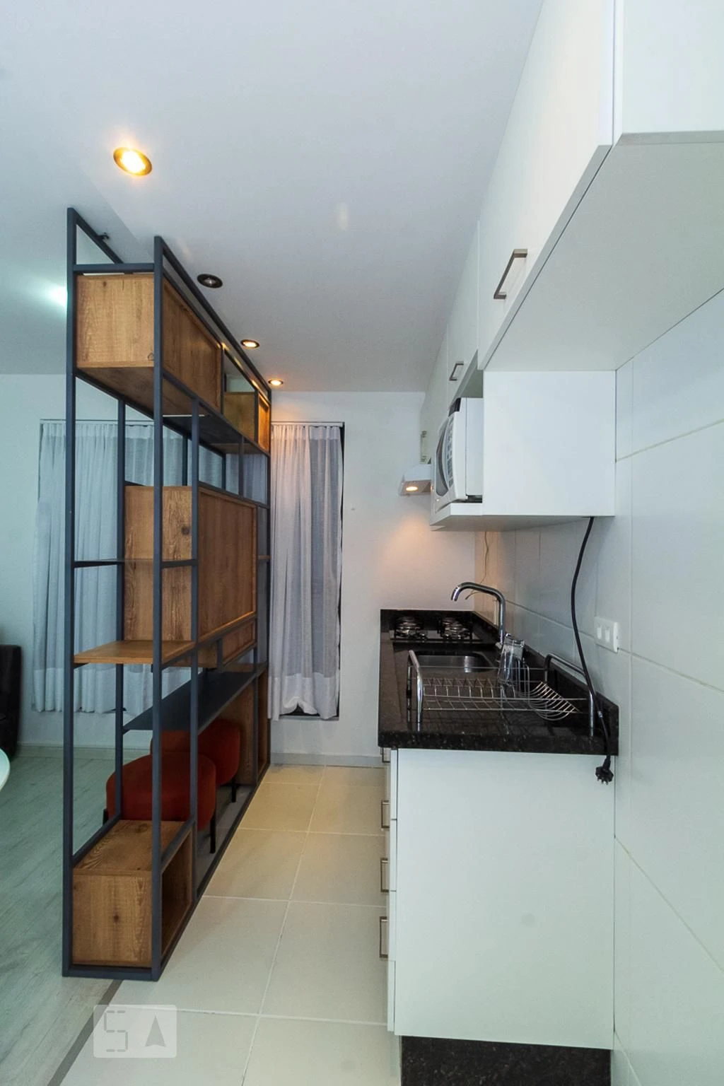 Apartamento mobiliado de 1 quarto com máquina de lavar — photo 4