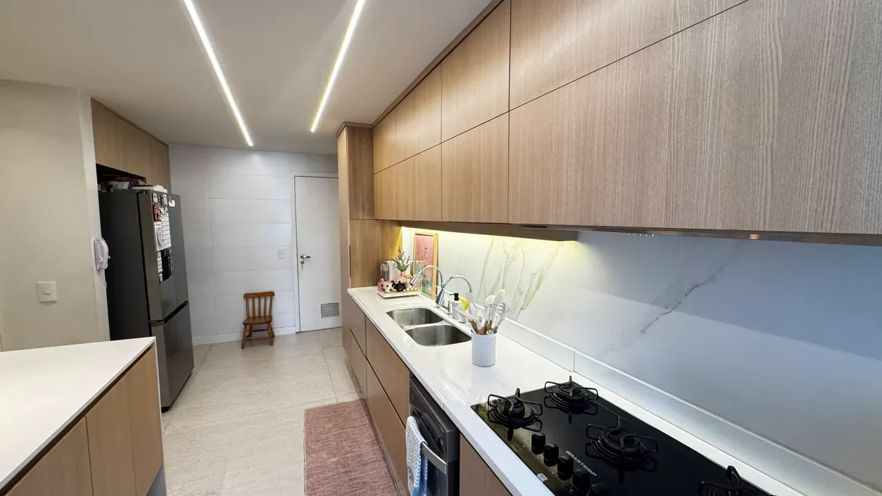 Apartamento mobiliado com cozinha integrada e 231 m² — photo 22