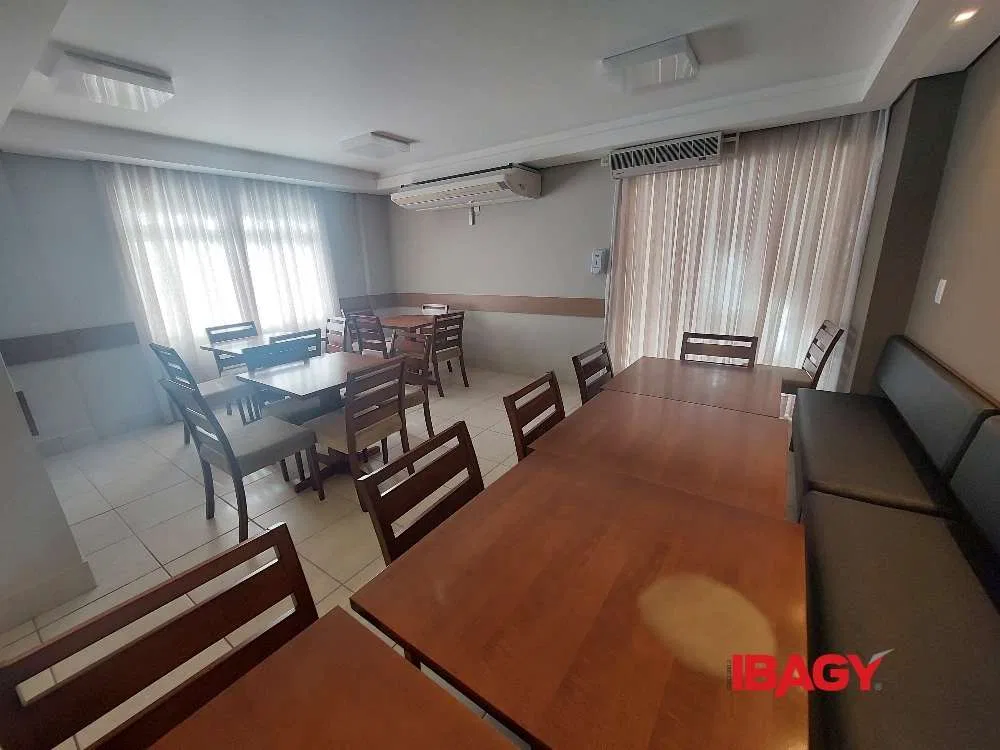 90 m² apartment with 2 bedrooms and 1 parking space — photo 27