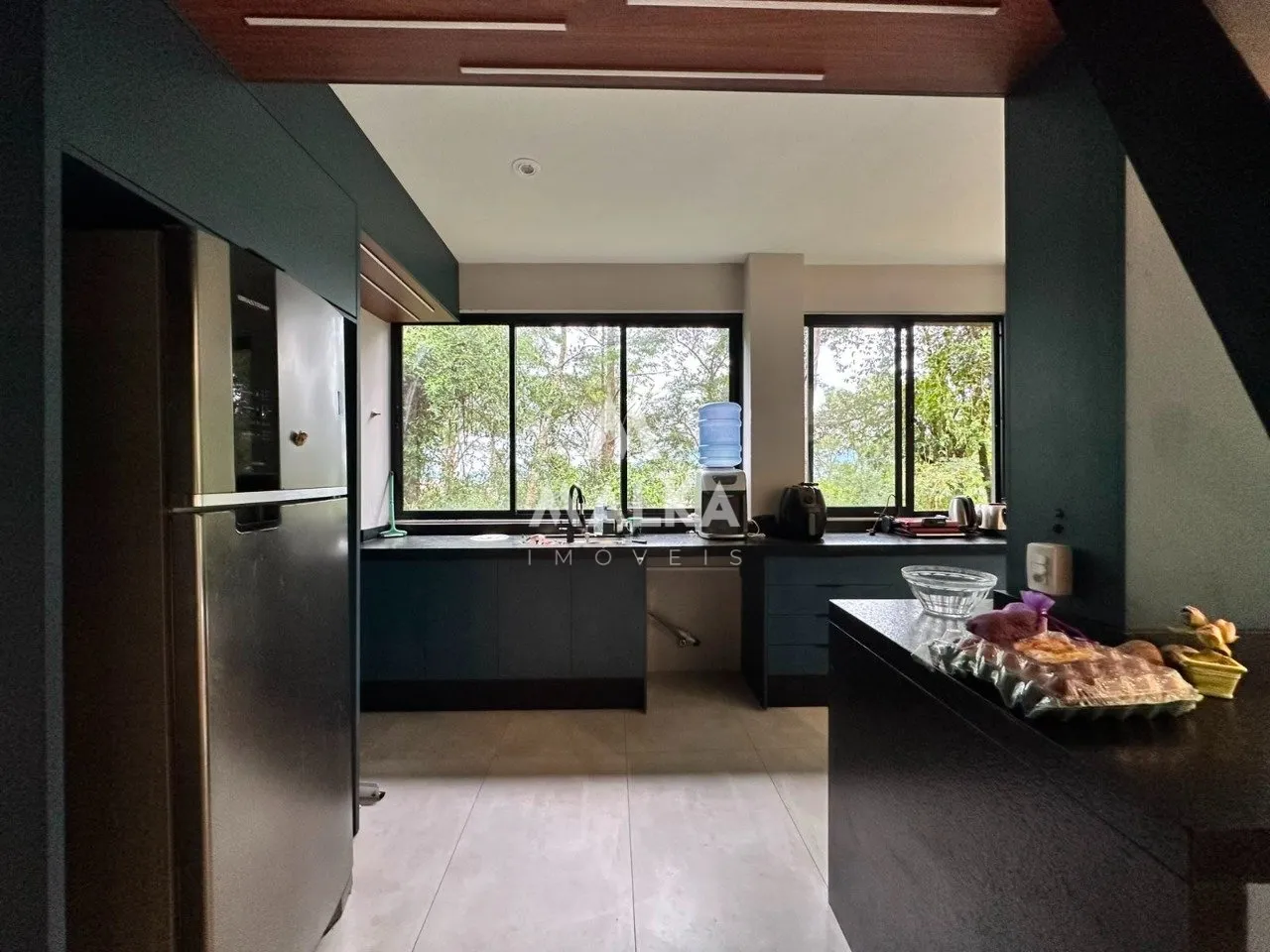 Casa mobiliada com 4 suítes e cozinha aberta a gás — photo 24