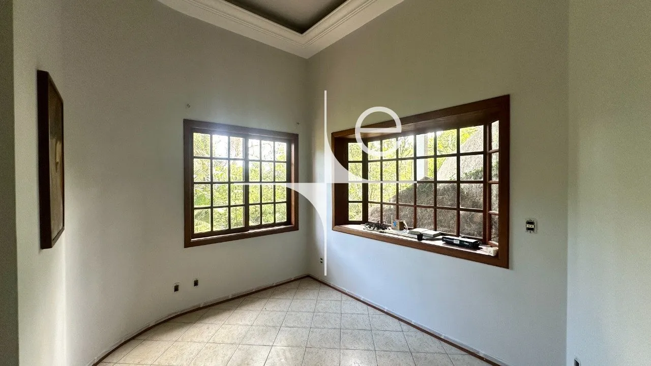 5-bedroom, 215 m² house in Florianópolis — photo 8