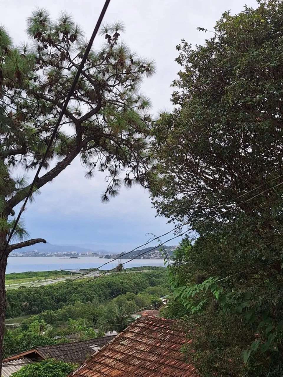 One-bedroom house with a water view in Florianópolis — photo 2