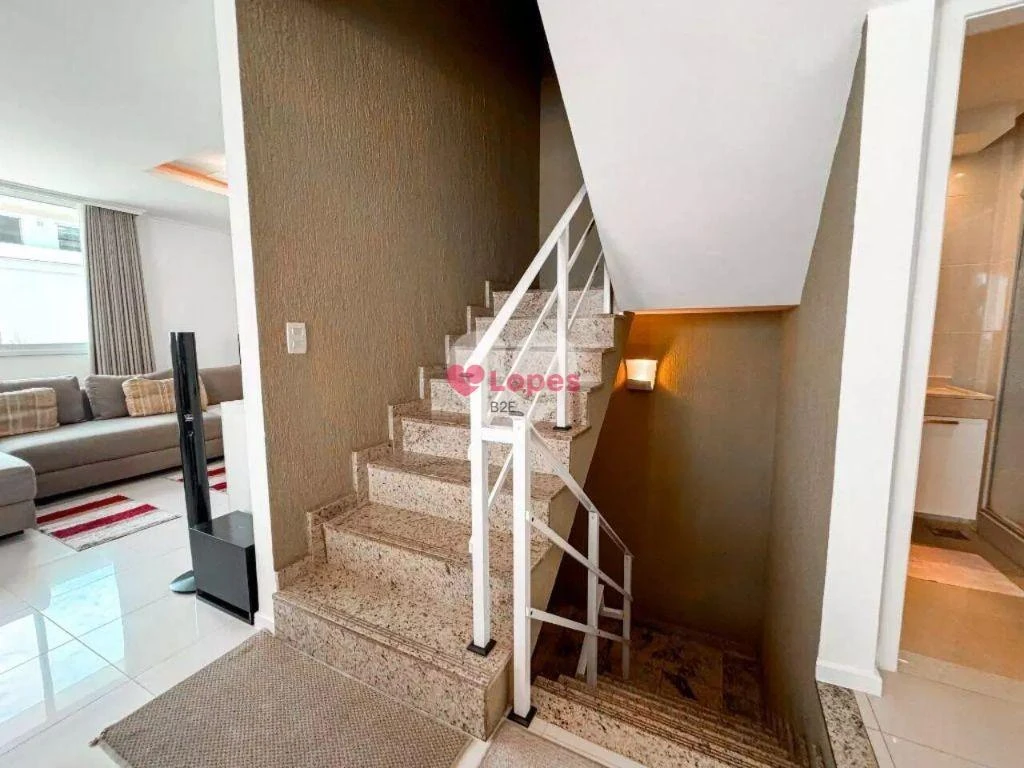 Furnished house with 5 bedrooms and 3 en-suite — photo 30