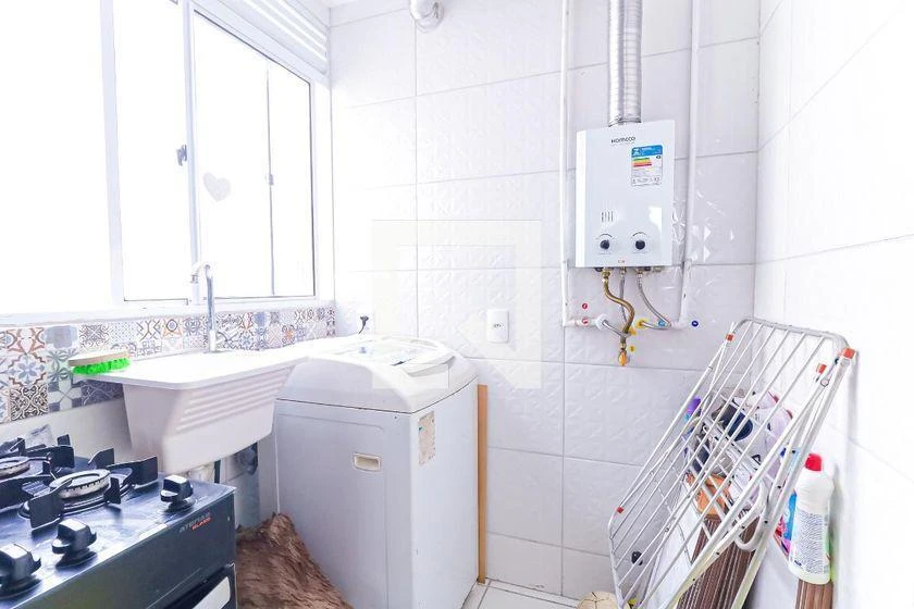 Washing machine in a 2-bedroom apartment, 42 m² — photo 27
