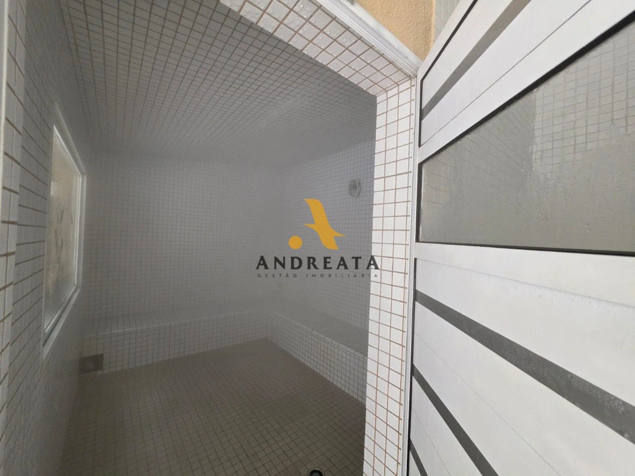 Apartamento de 2 quartos com cozinha americana e 66 m² — photo 20