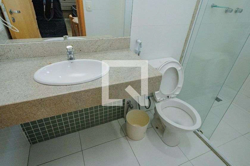 Мебльована квартира з 1 спальнею та балконом у склі — photo 17