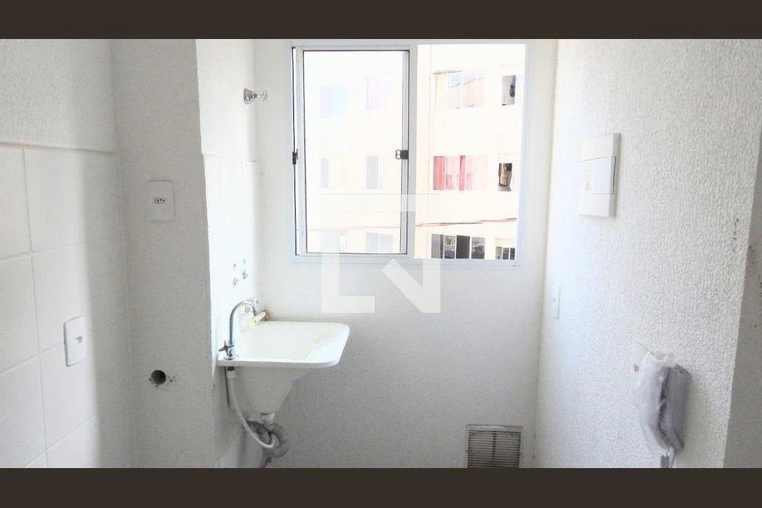 2-bedroom apartment in a building with a pool — photo 33