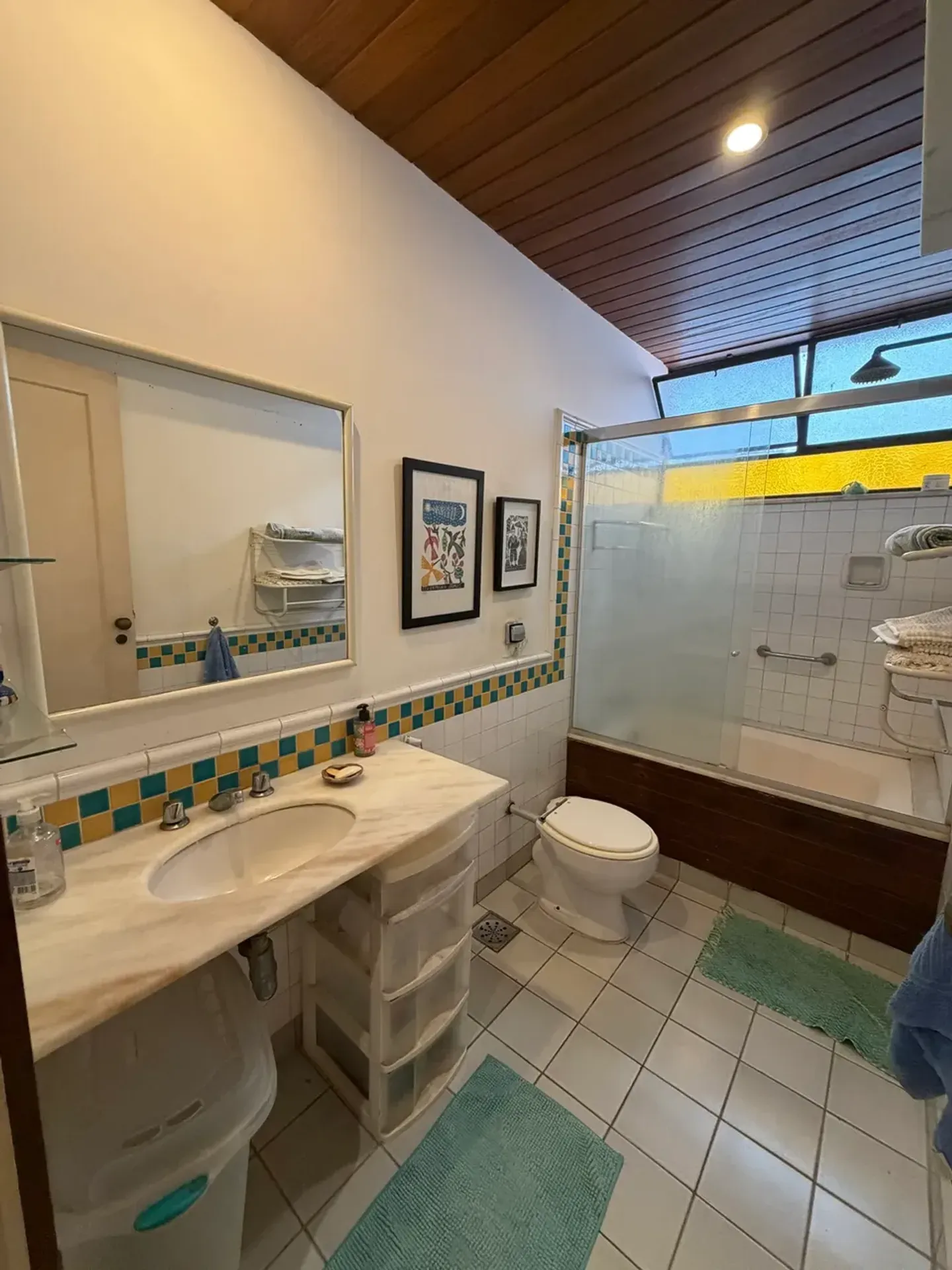 Furnished duplex house with an equipped laundry — photo 40