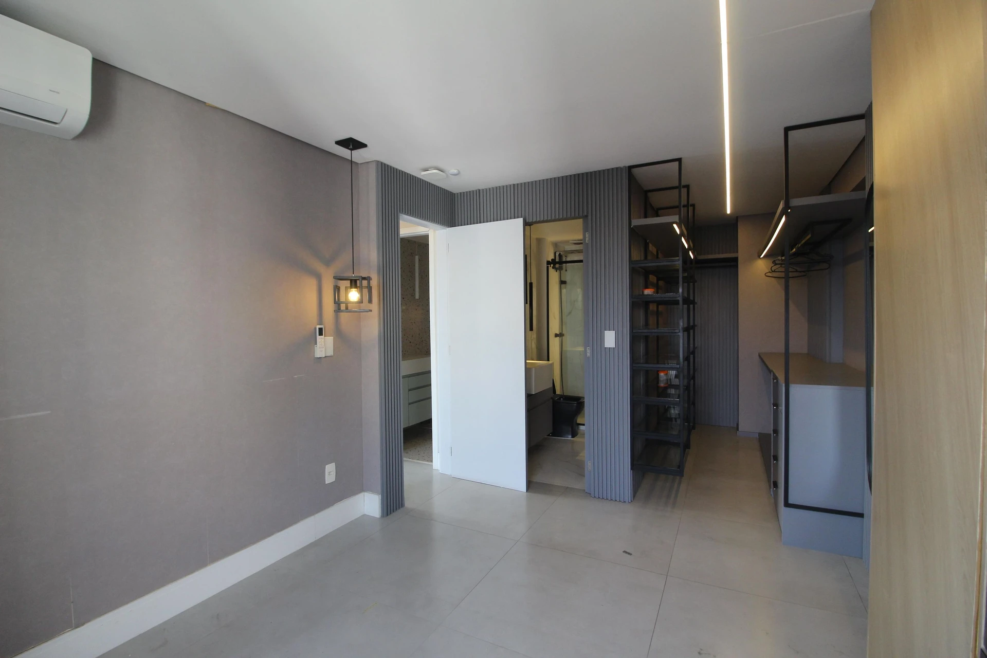 4-bedroom apartment in a building with a sauna — photo 16