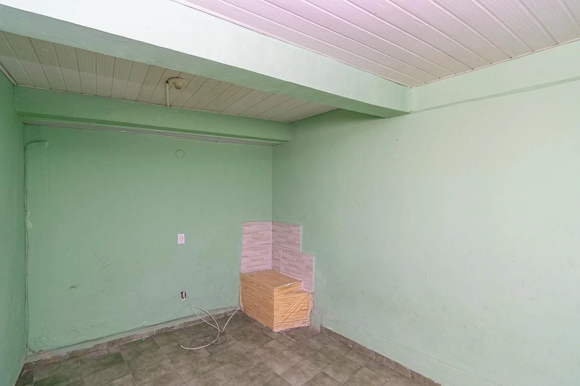 Невмебльований студіо з 1 спальнею і балконом — photo 18