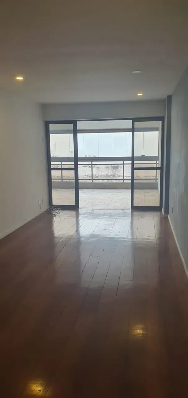 2-bedroom, 2-bath apartment with a parking space — photo 4