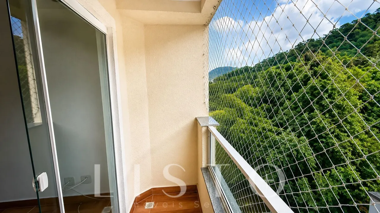 47 m² rental apartment with 2 bedrooms and a balcony