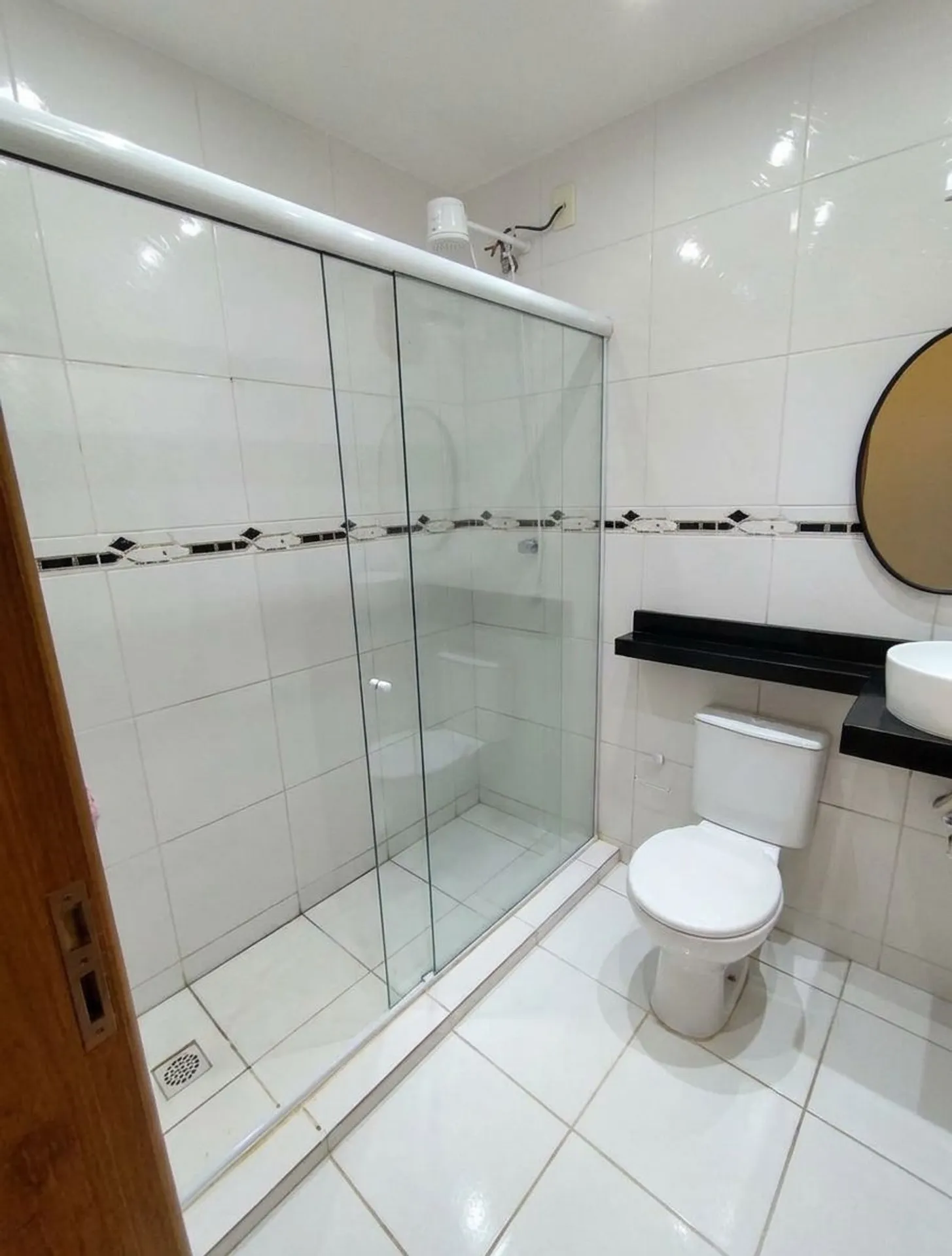 Glass-enclosed balcony in a 2-bedroom house, 100 m² — photo 7