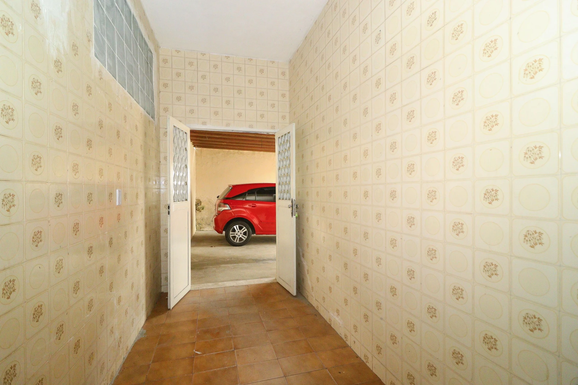 Будинок із 3 спальнями та садом — photo 49