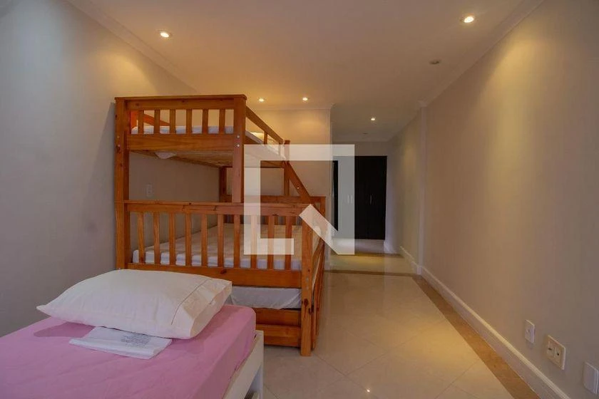 400 m² apartment with 5 en-suite bedrooms and 3 parking — photo 46