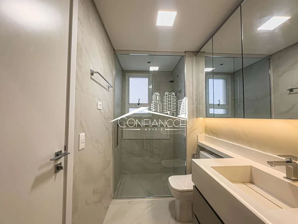 3-bedroom apartment with a private pool in Curitiba — photo 23