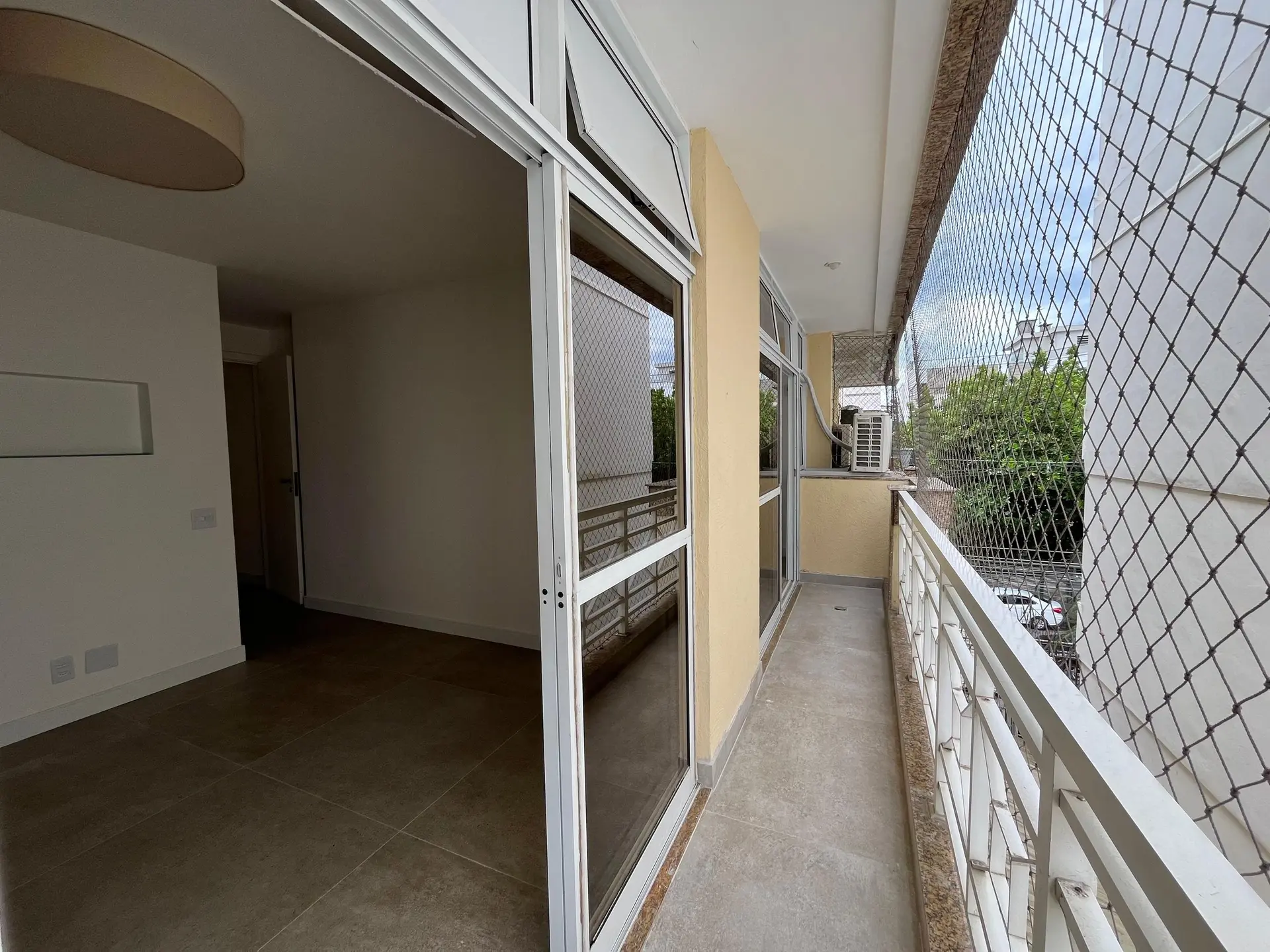 3-bedroom apartment with a washing machine in Rio de Janeiro — photo 31