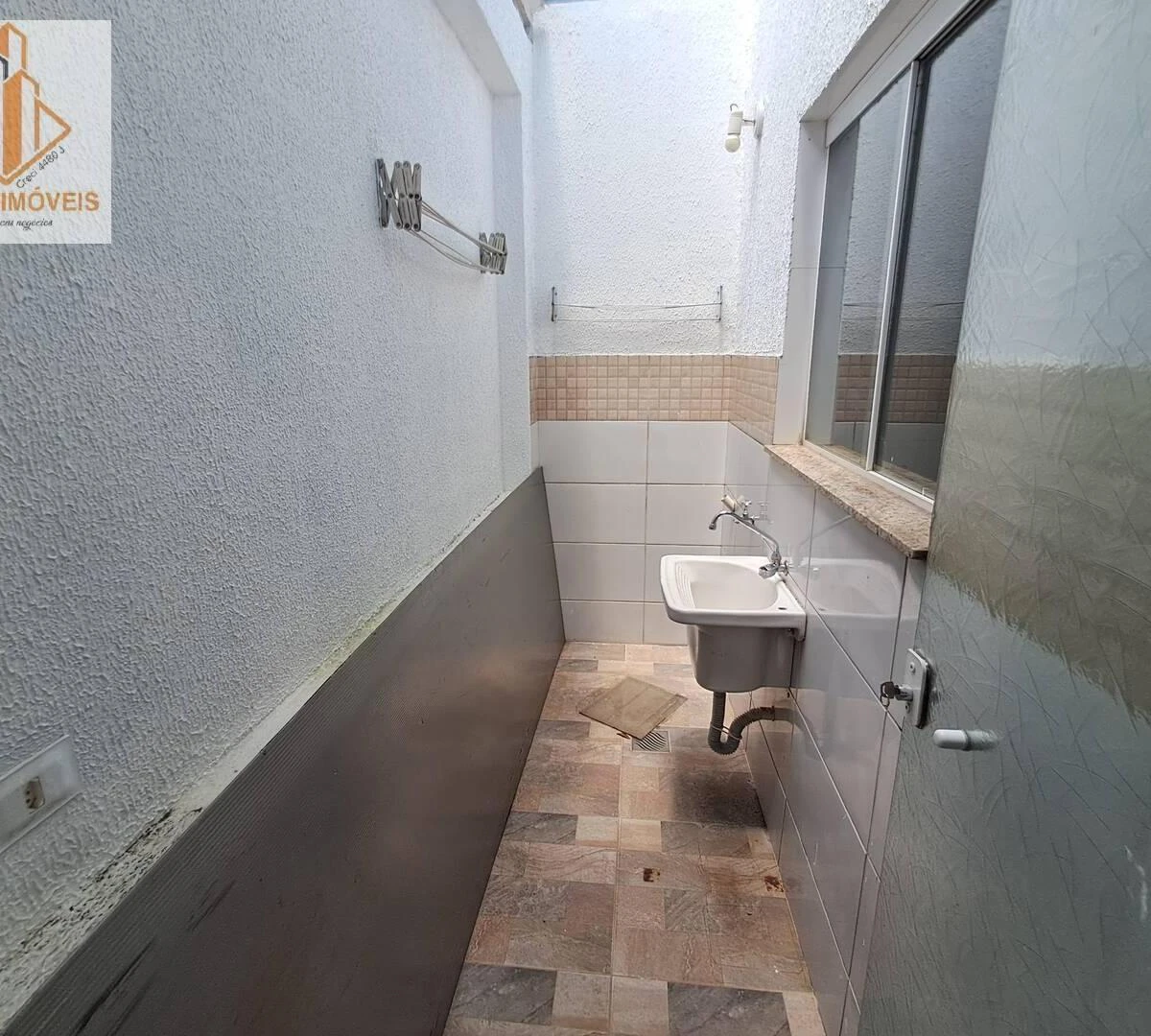 House with 4 bedrooms and 2 en-suites, 150 m² — photo 43