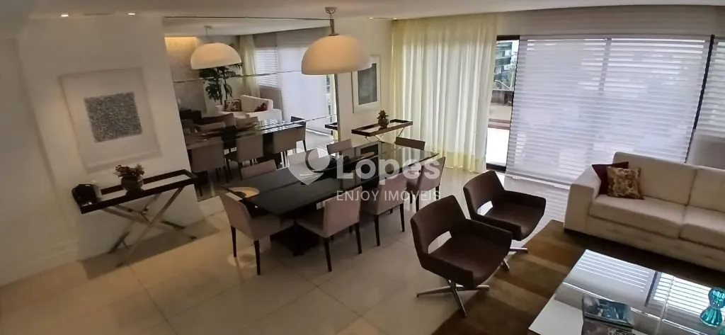 390 m² apartment with a private BBQ area — photo 8