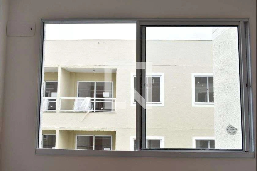 2-bedroom apartment with balcony on the 5th floor