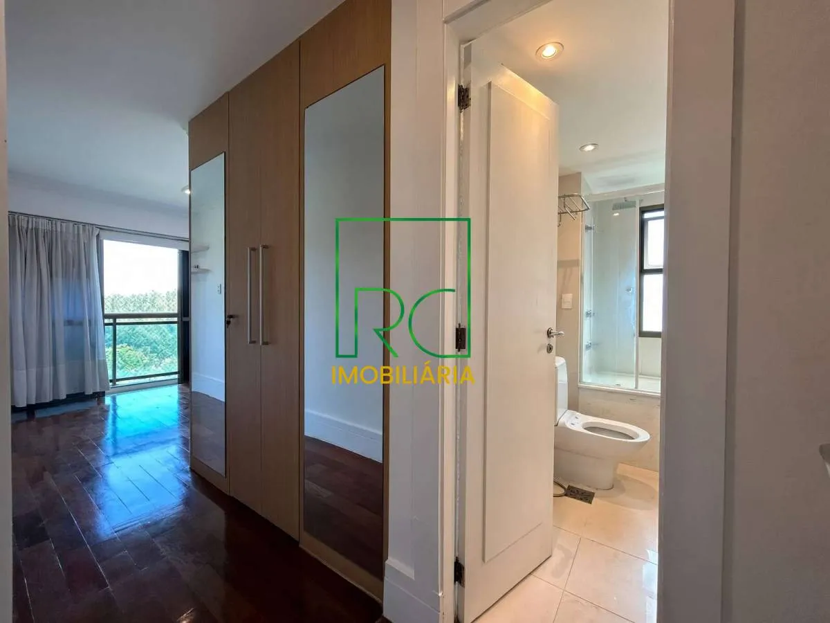 4 quartos e janelas do piso ao teto: apartamento de 174 m² — photo 16