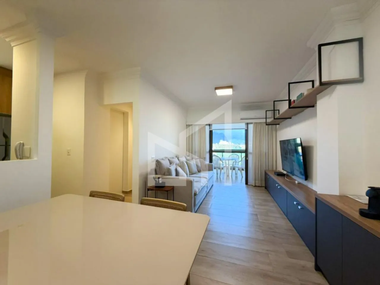 Furnished apartment with a glassed-in balcony — photo 19