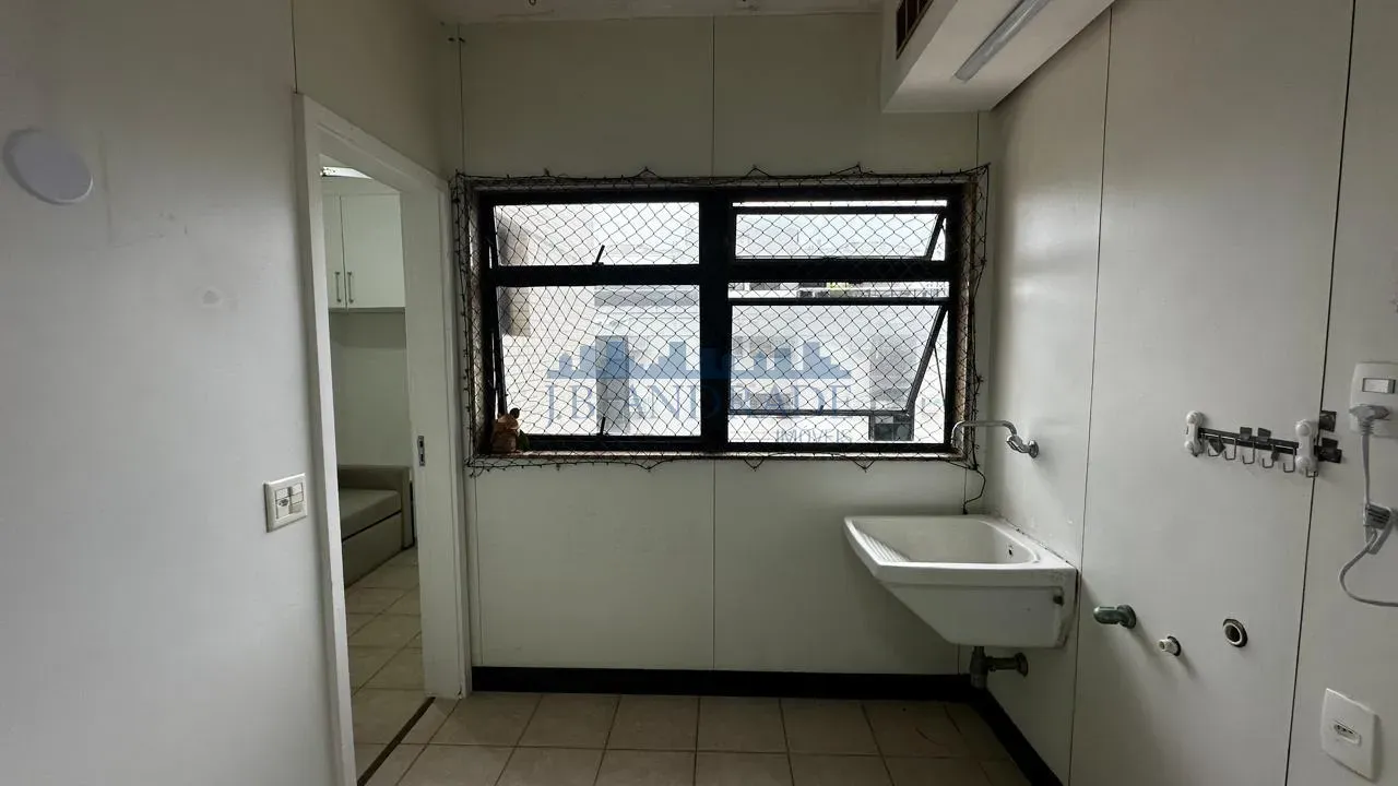 Apartamento mobiliado com 3 quartos e varanda fechada — photo 27