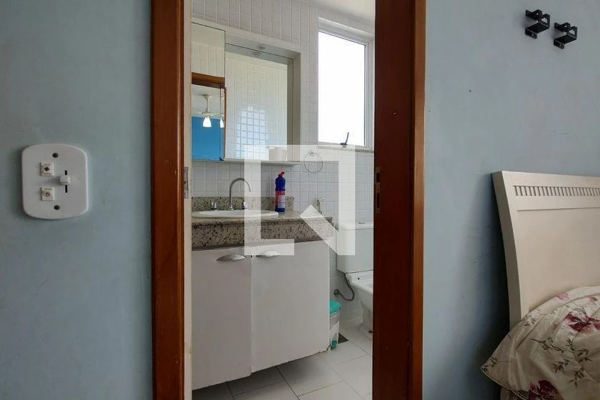 Home office in a 3-bedroom house, 198 m² — photo 19