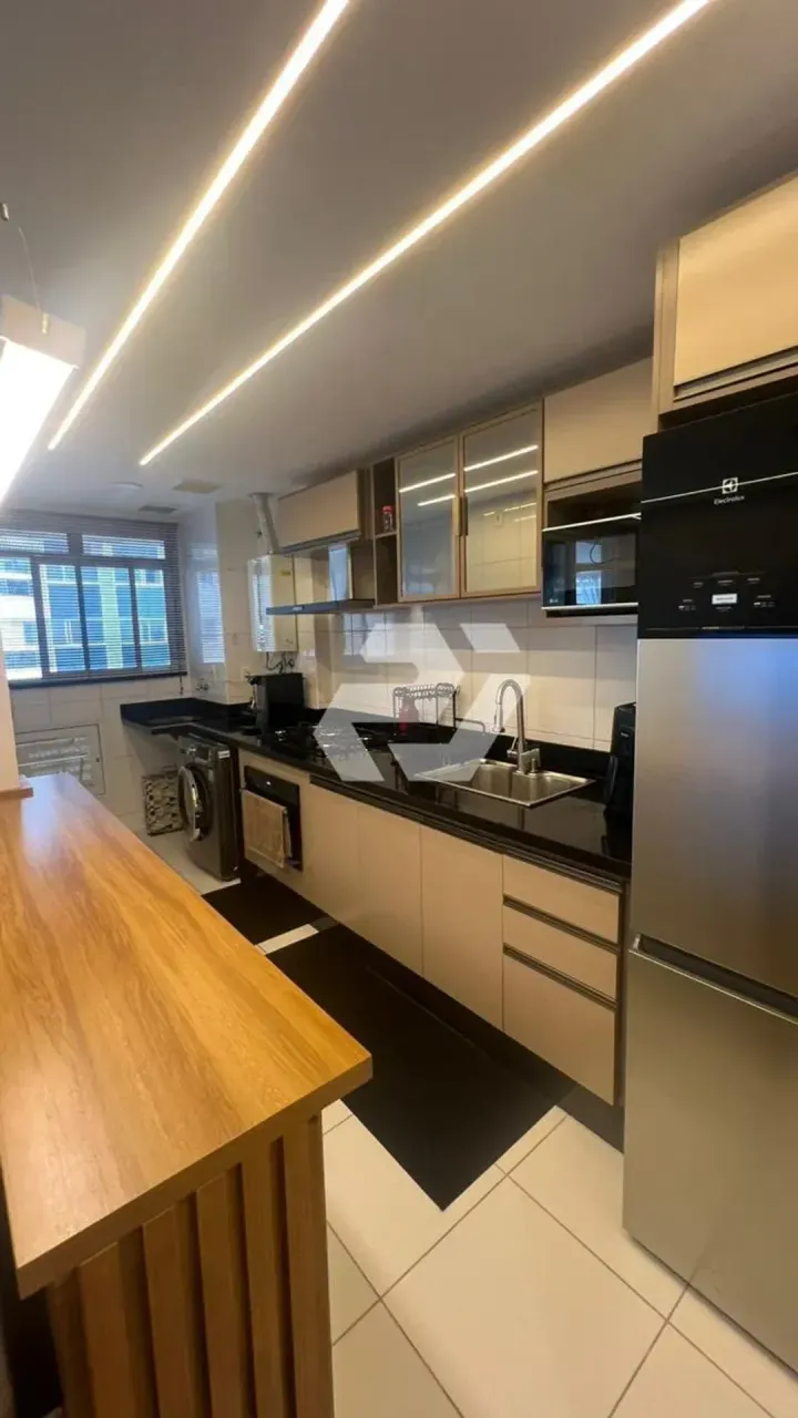 Furnished apartment with open-plan kitchen and 2 bedrooms — photo 2