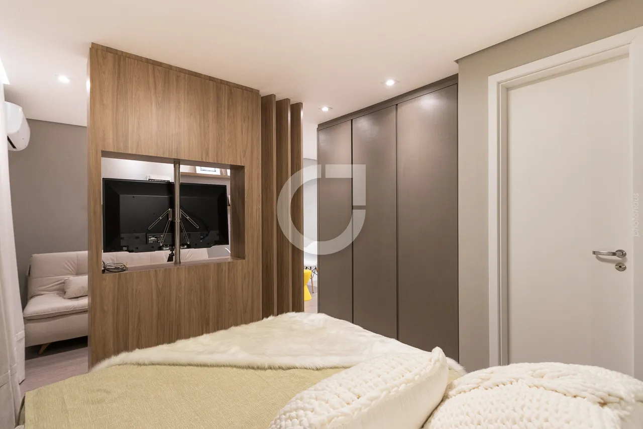 Furnished 1-bedroom apartment with no parking spot — photo 6