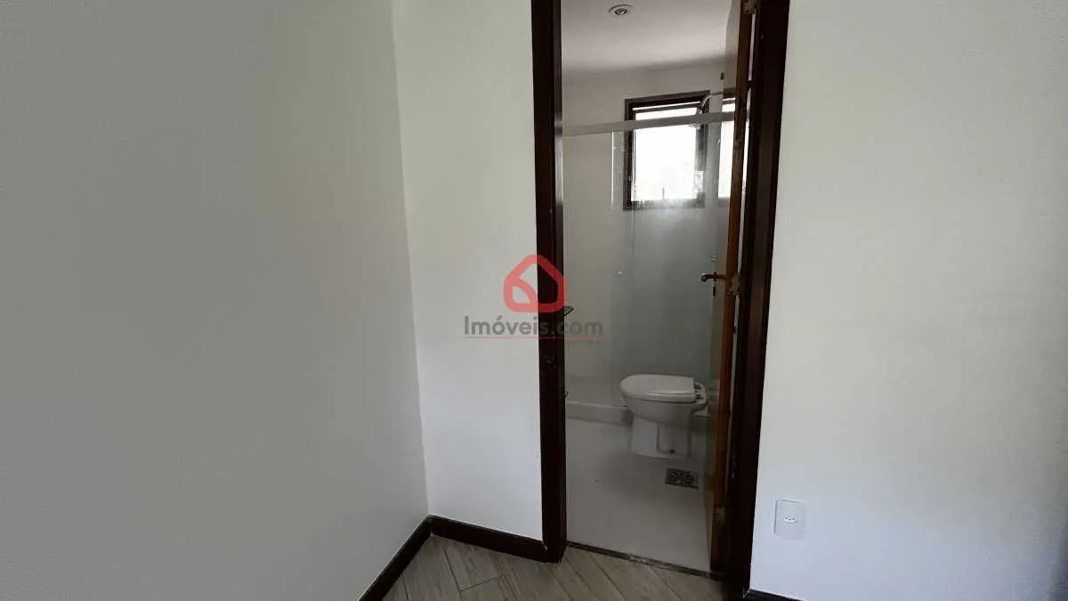 3-bedroom apartment in a building with a pool — photo 16