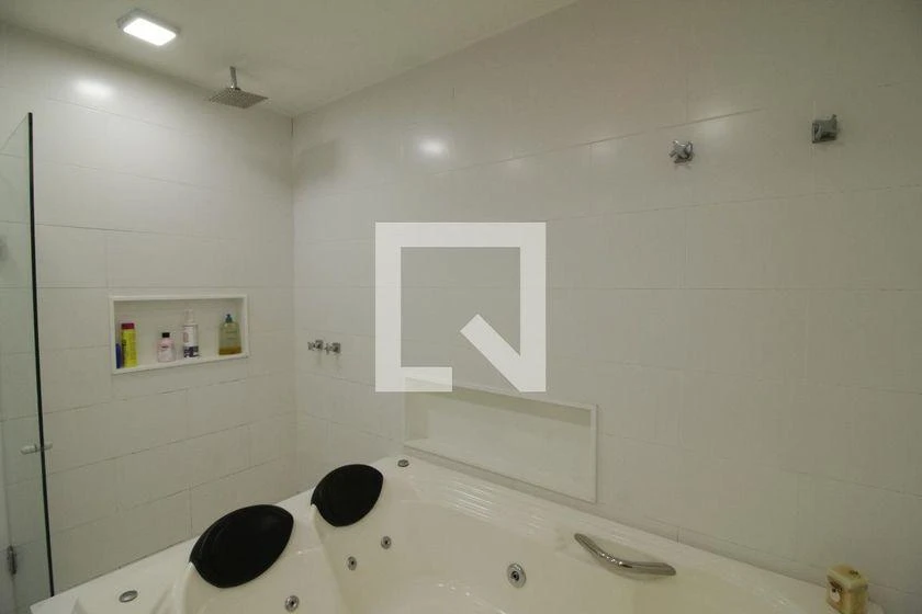 Casa de 340 m² com 3 suítes e cozinha americana — photo 35